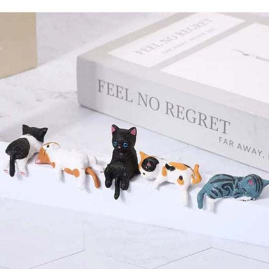 ⏰LAST DAY 49% OFF🔥 Mini Cat Desk Figurines – Set of 5 Cute Cartoon Kitty Companions